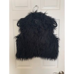 Xhilaration cropped black faux fur vest